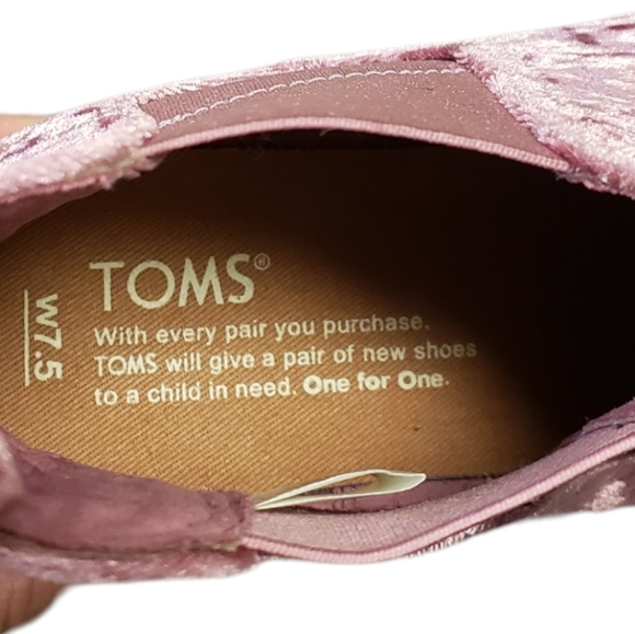 Toms Rose Velvet Chelsea Boots - Picture 6 of 6